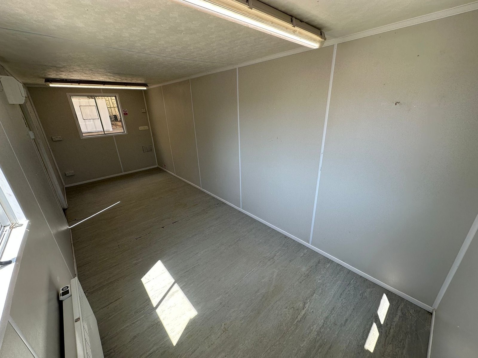 21x8ft - Canteen / Office - Building Site Accommodation - Portable Anti-Vandal - Image 6