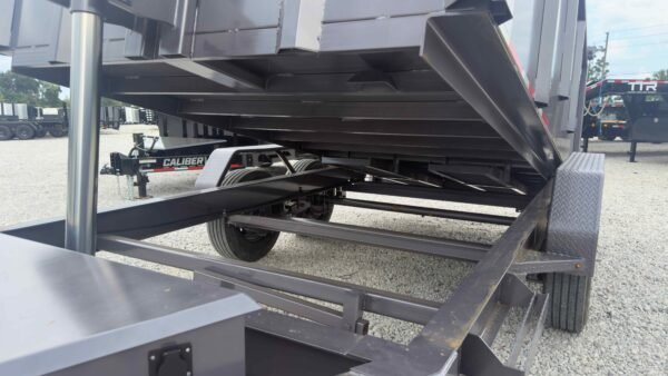 011-100562.jpg New 7×14 CALIBER Dump Trailer