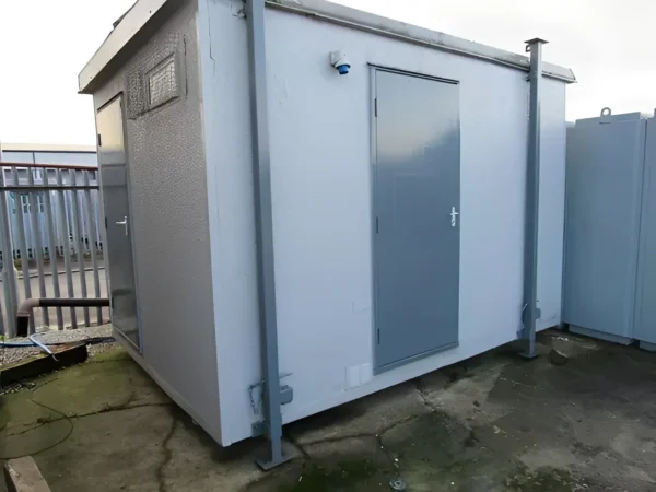 12ft-x-9ft-21-Portable-Toilet-Block-1-1.webp 12ft x 9ft 2+1 Portable Toilet Block