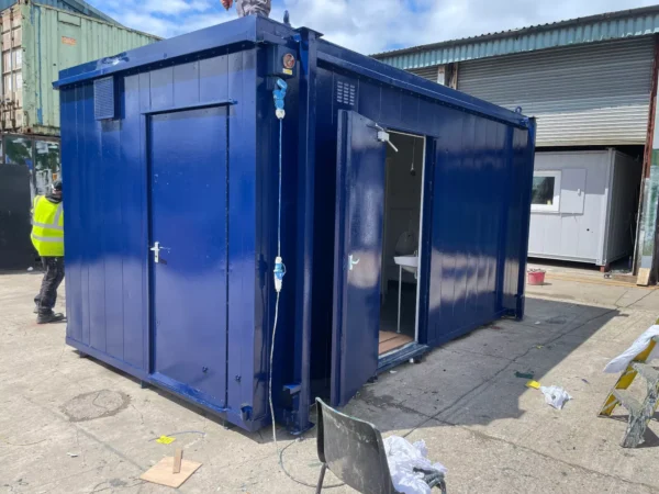 16ft-x-9ft-3-1-Toilet-Block-Shipping-Container-1-1.webp 16ft x 9ft 3 + 1 Toilet Block Shipping Container