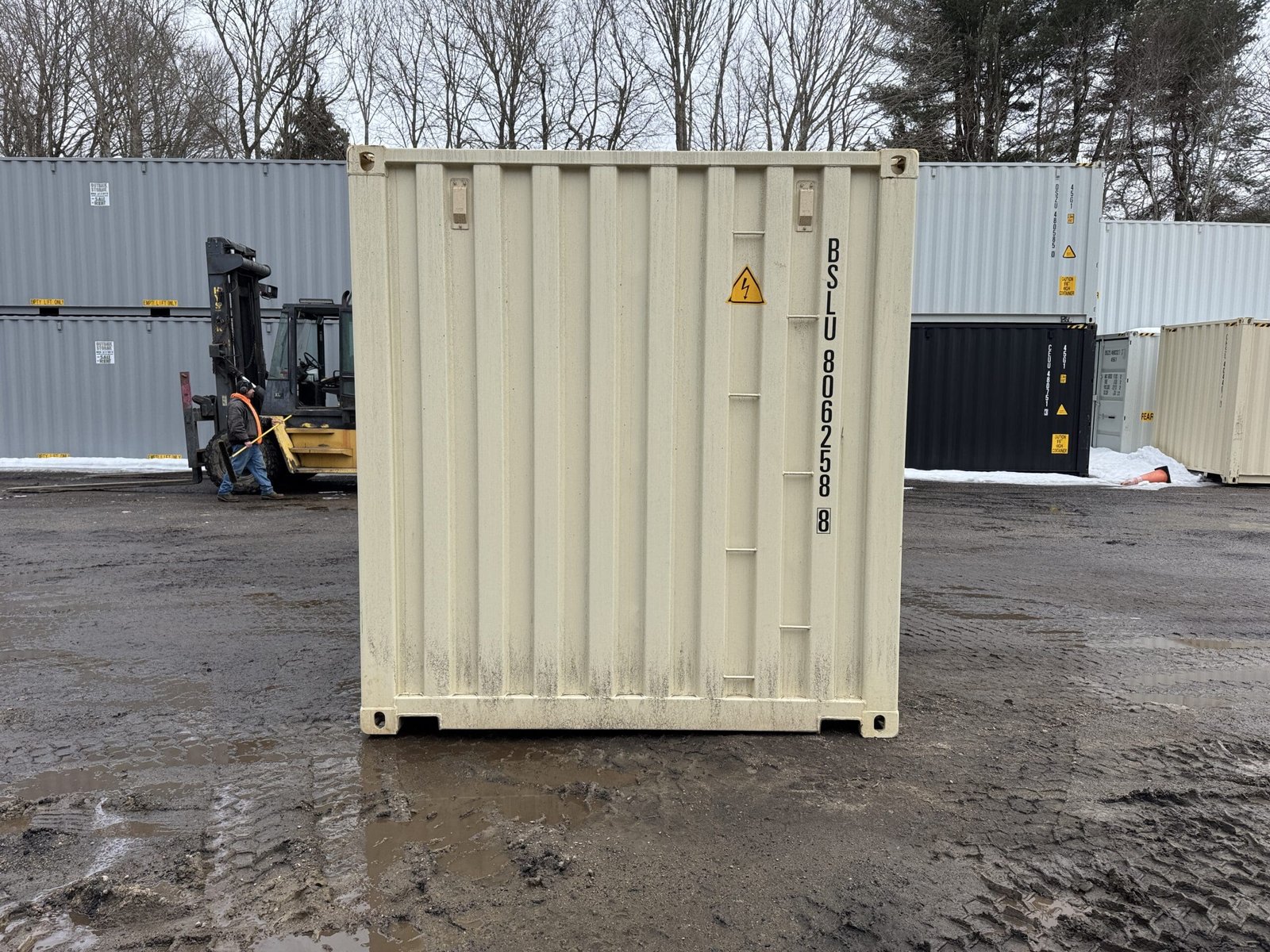 20ft New Shipping Container - Wind & Watertight - Beige - Unit BSLU806258-8 - Image 9