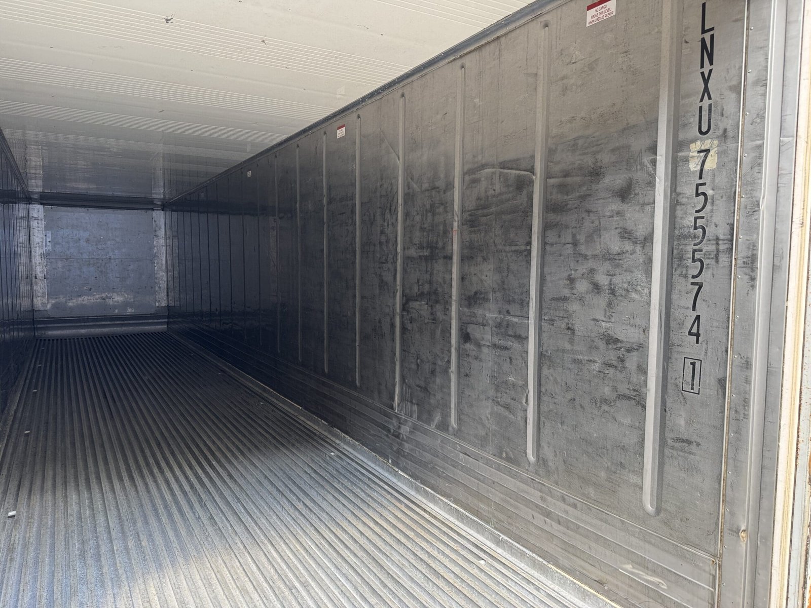 40ft As-Is High Cube Shipping Container - Wind & Watertight - White - Unit LNXU755574-1 - Image 10