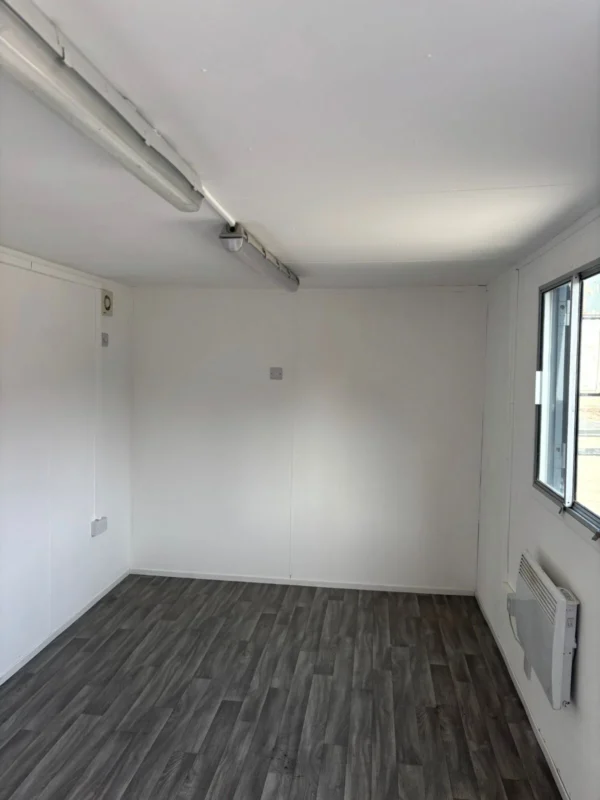 20ft-Anti-Vandal-Office-canteen-with-partition-any-colour-1-2.webp 20ft Anti Vandal Office canteen with partition any colour