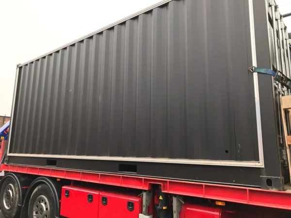 20ft-Container-With-Glass-Windows-1-1.webp 20ft Shipping Container With Glass Windows