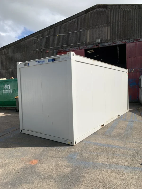 20ft-x-8ft-Insulated-Storage-Unit-E28093-Durable-Steel-Container-4-1.webp 20ft x 8ft Insulated Storage Unit - Durable Steel Container