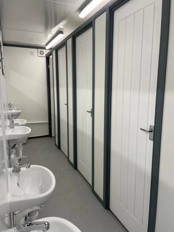 20ft x 8ft Shipping Container Toilet Block - Reading