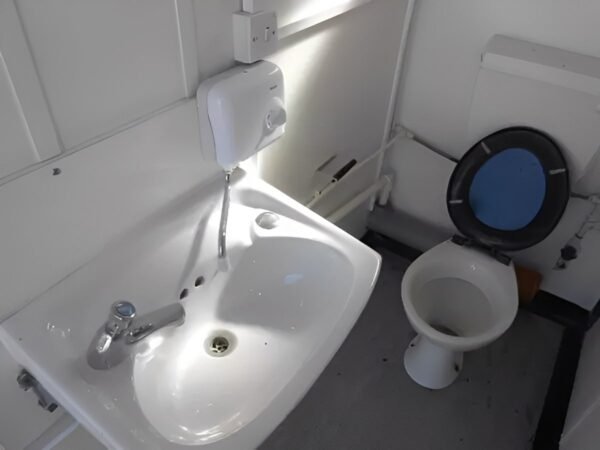 2+1 Toilet Unit 2+1 Toilet Unit Key