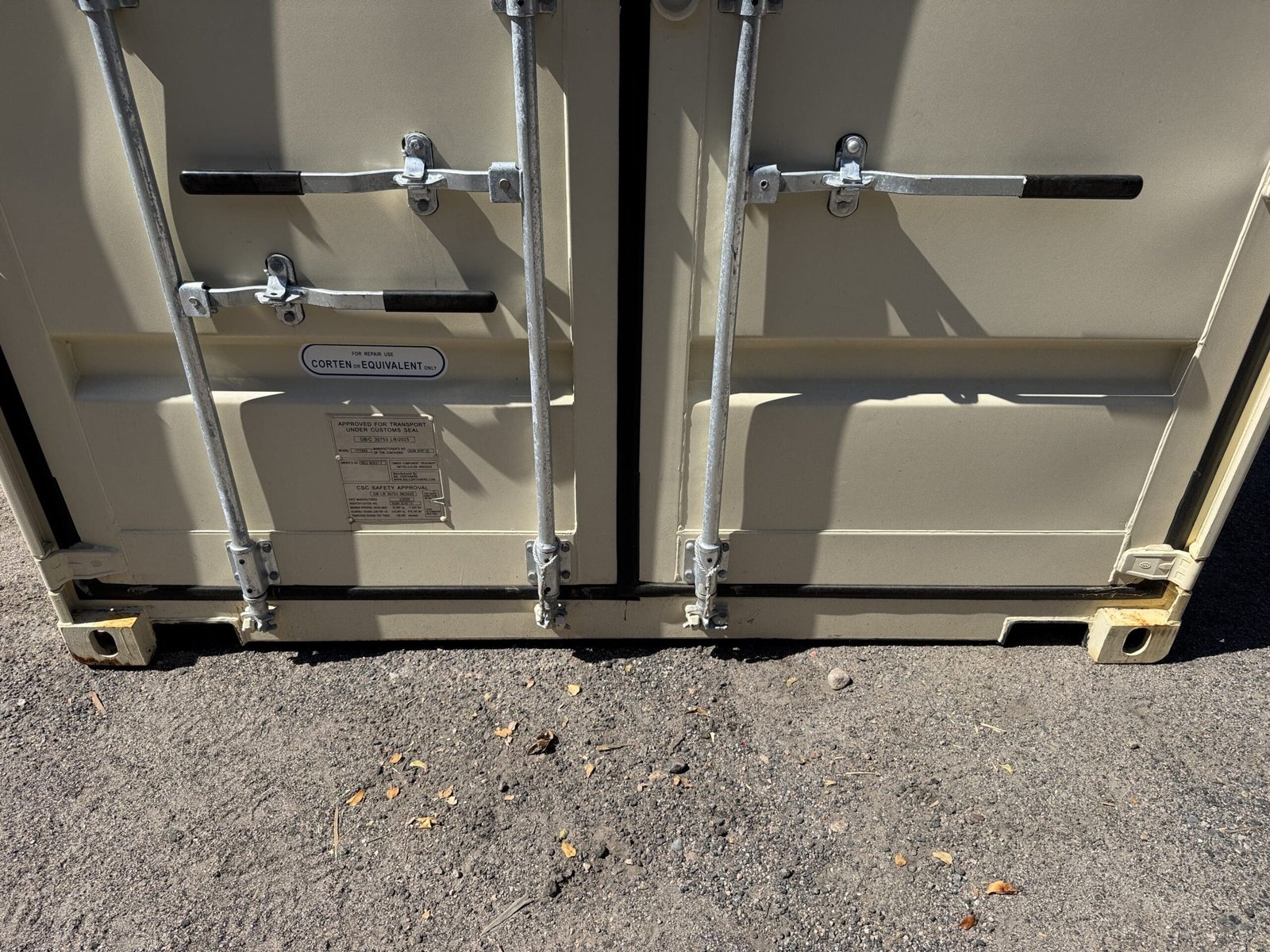 40ft New High Cube Shipping Container - Wind & Watertight - Beige - Unit BSLU481961-0 - Image 6