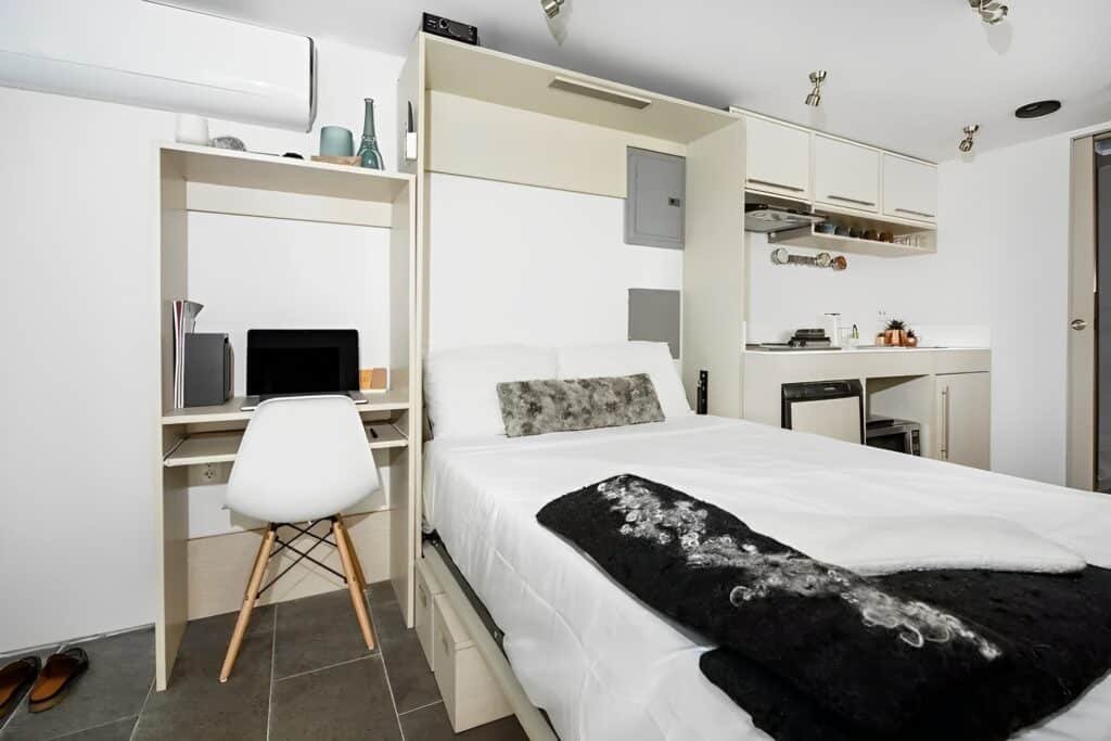 Fully Equipped 20ft Shipping Container Home - Image 7