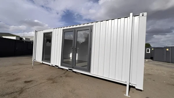 24ft-x-9ft-Site-Office-with-Toilet-E28093-Sales-Office-Marketing-Suite-Portable-Site-Cabin-x-1.webp 24ft x 9ft Site Office with Toilet - Sales Office / Marketing Suite / Portable Site Cabin