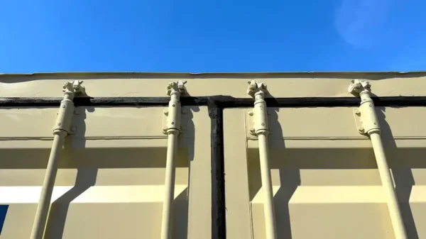 24strx_11_0.webp 24ft Refurbished Storage Container