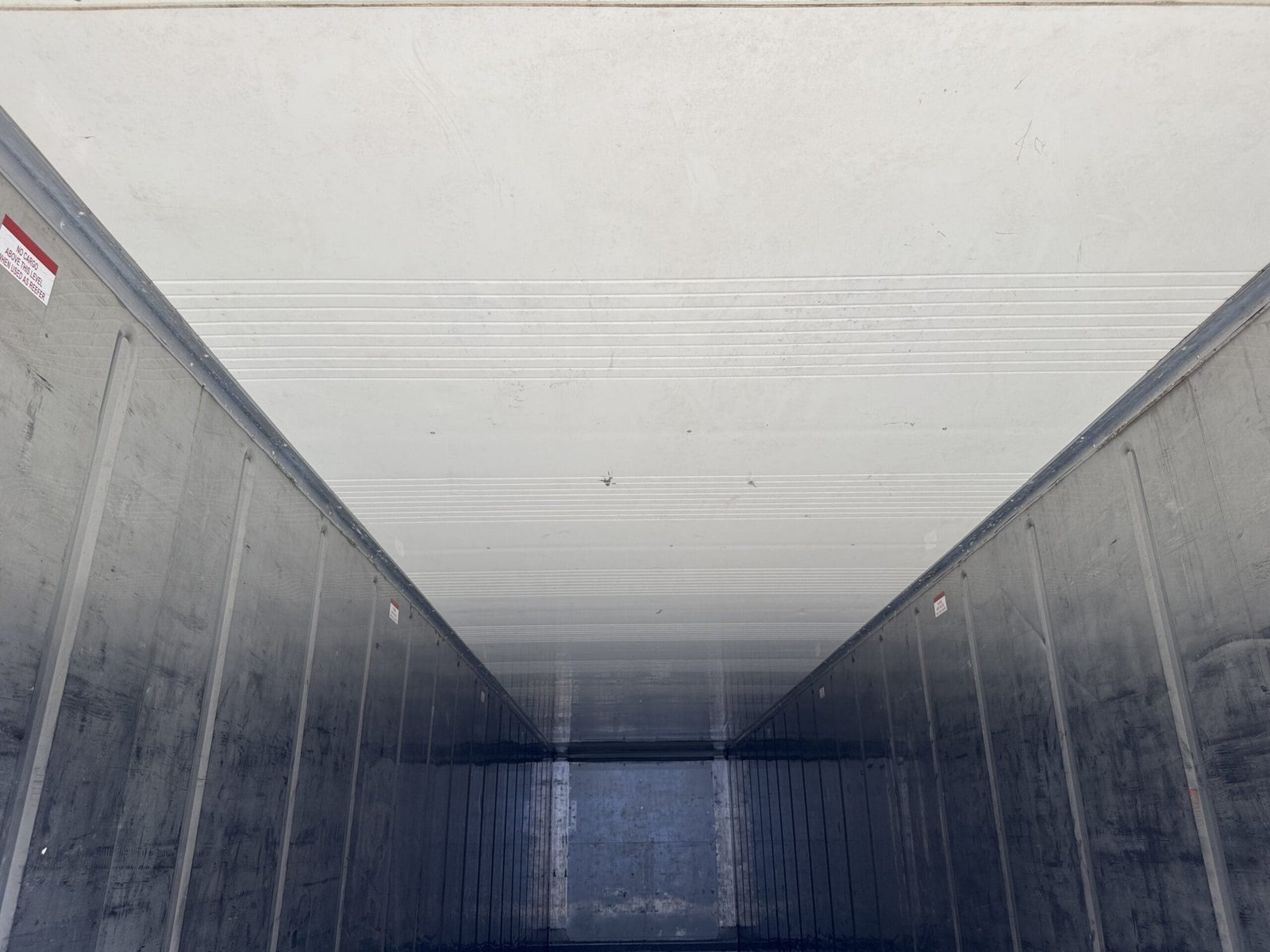 40ft As-Is High Cube Shipping Container - Wind & Watertight - White - Unit LNXU755574-1 - Image 9