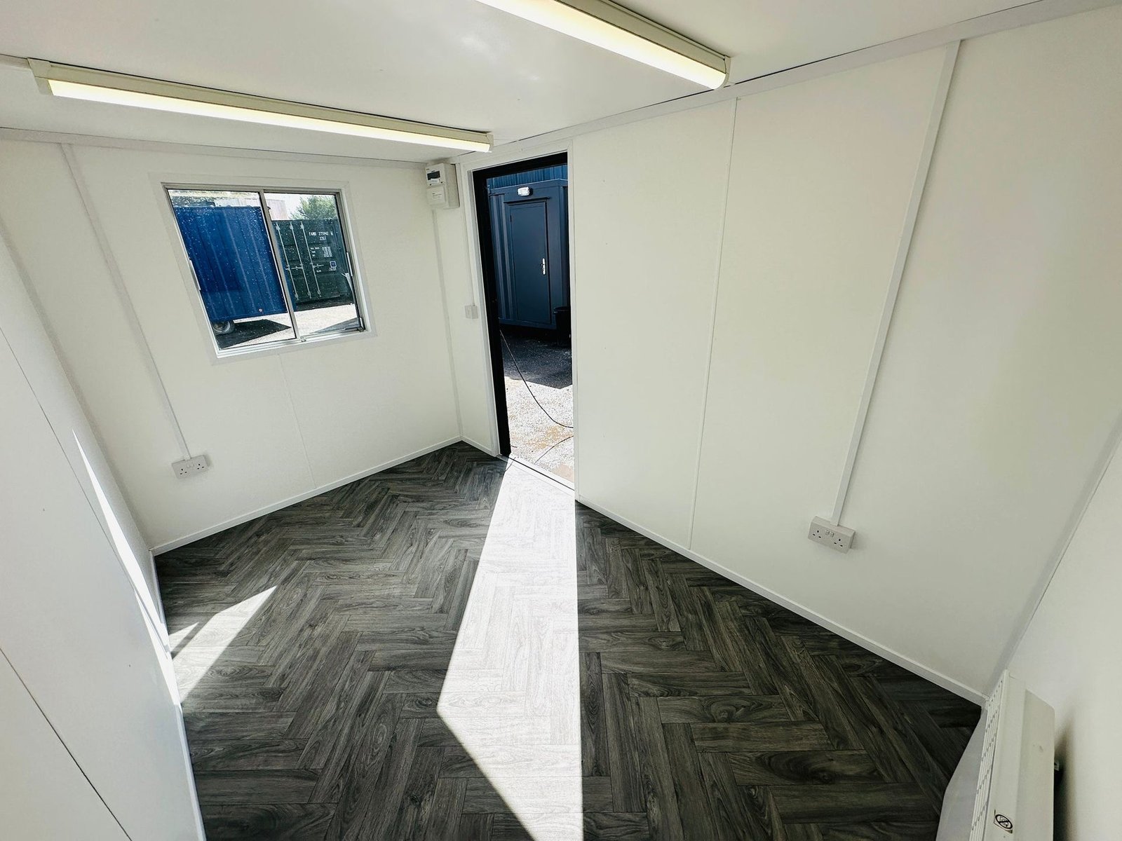 12x8 ft - Canteen / Office - Open Plan - Portable Building - Anti-Vandal - Image 7
