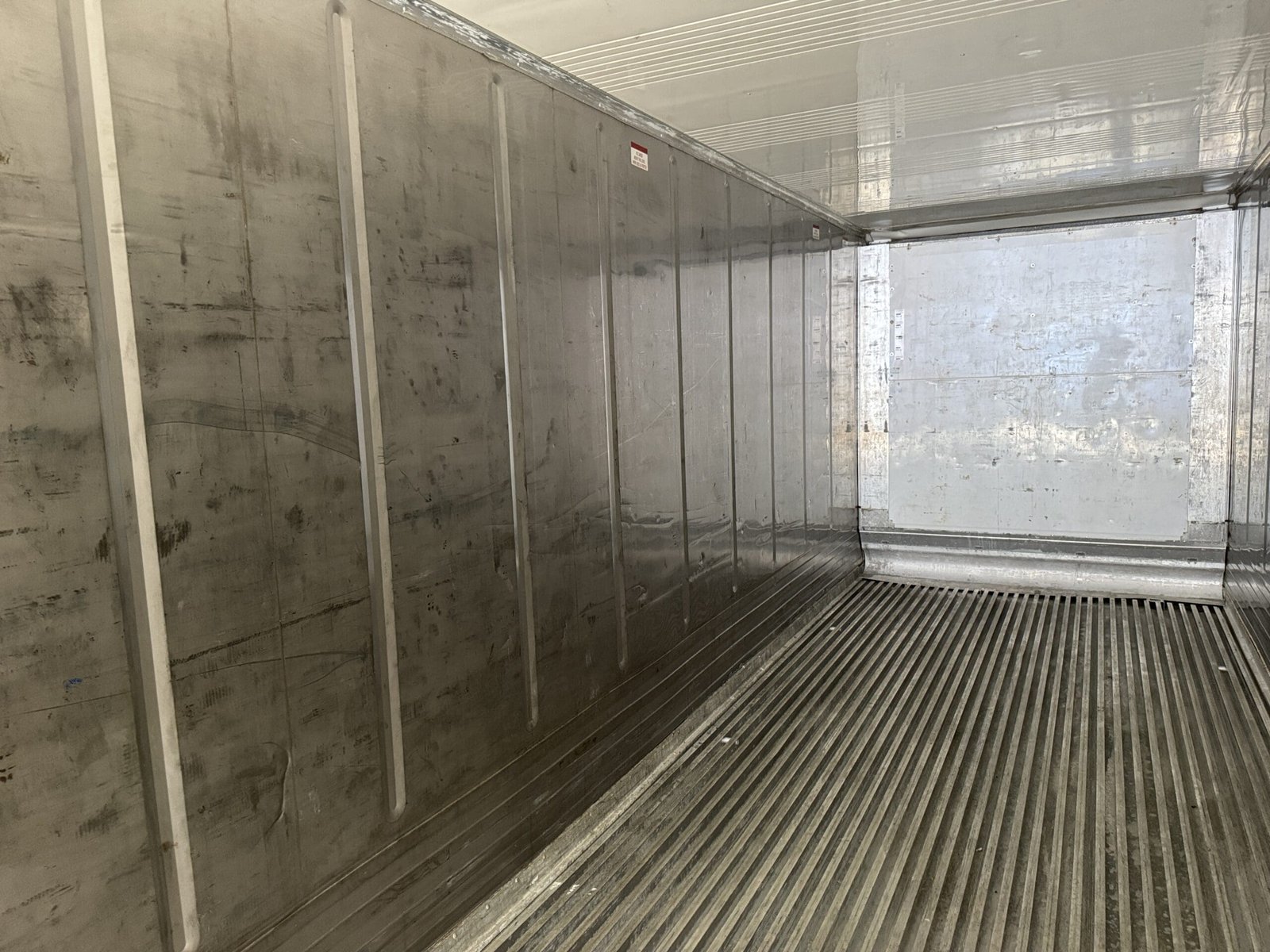 40ft As-Is High Cube Shipping Container - Wind & Watertight - White - Unit LNXU755574-1 - Image 7