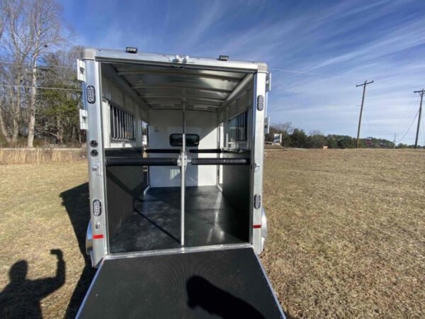 New2026 Sundowner CHARTER TR SE 2H BP Horse Trailer