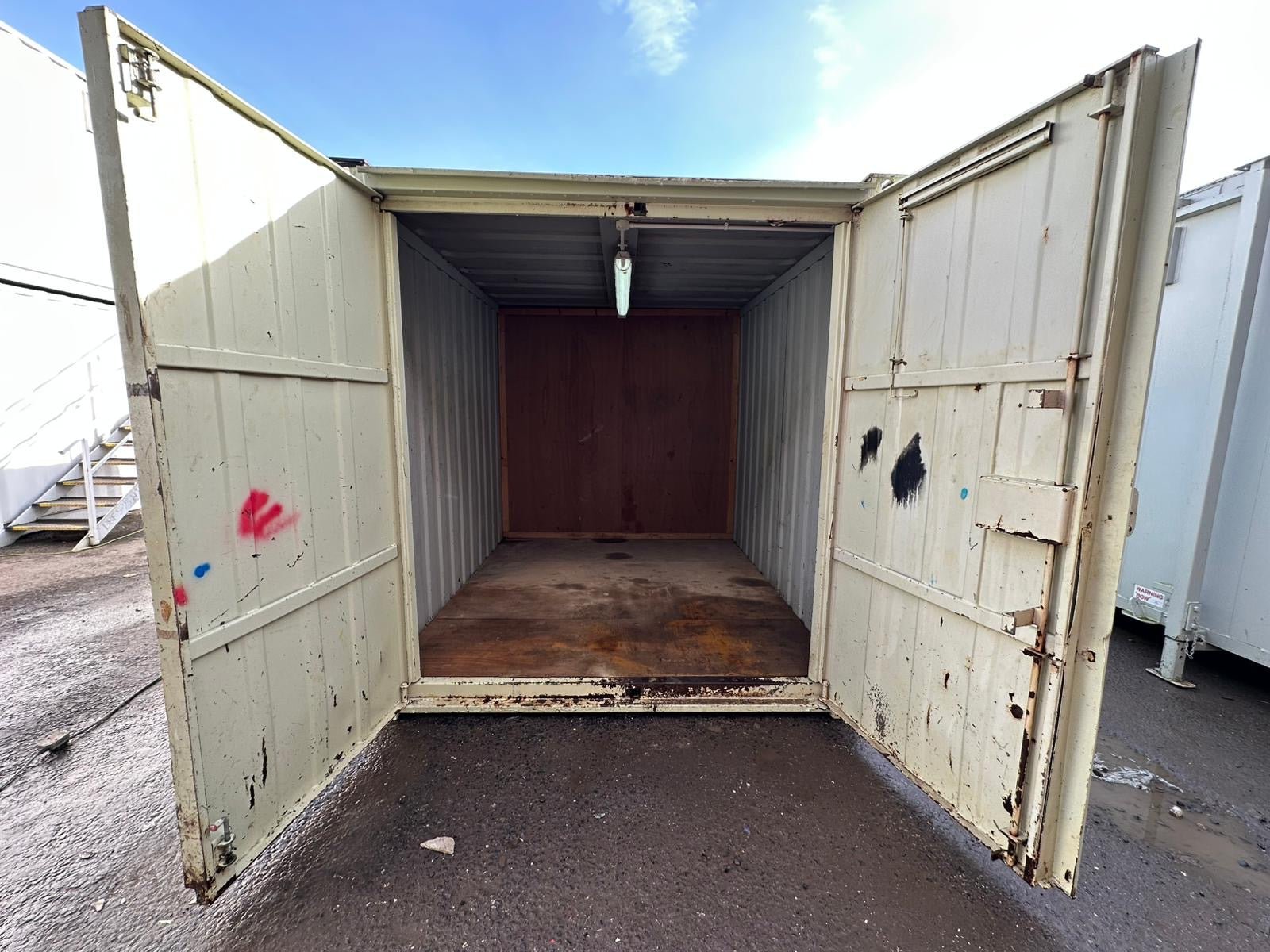 21x8ft - Office & Storage Unit 50/50 Split - Cabin / Container Store - Portable Anti-Vandal Building - Image 3