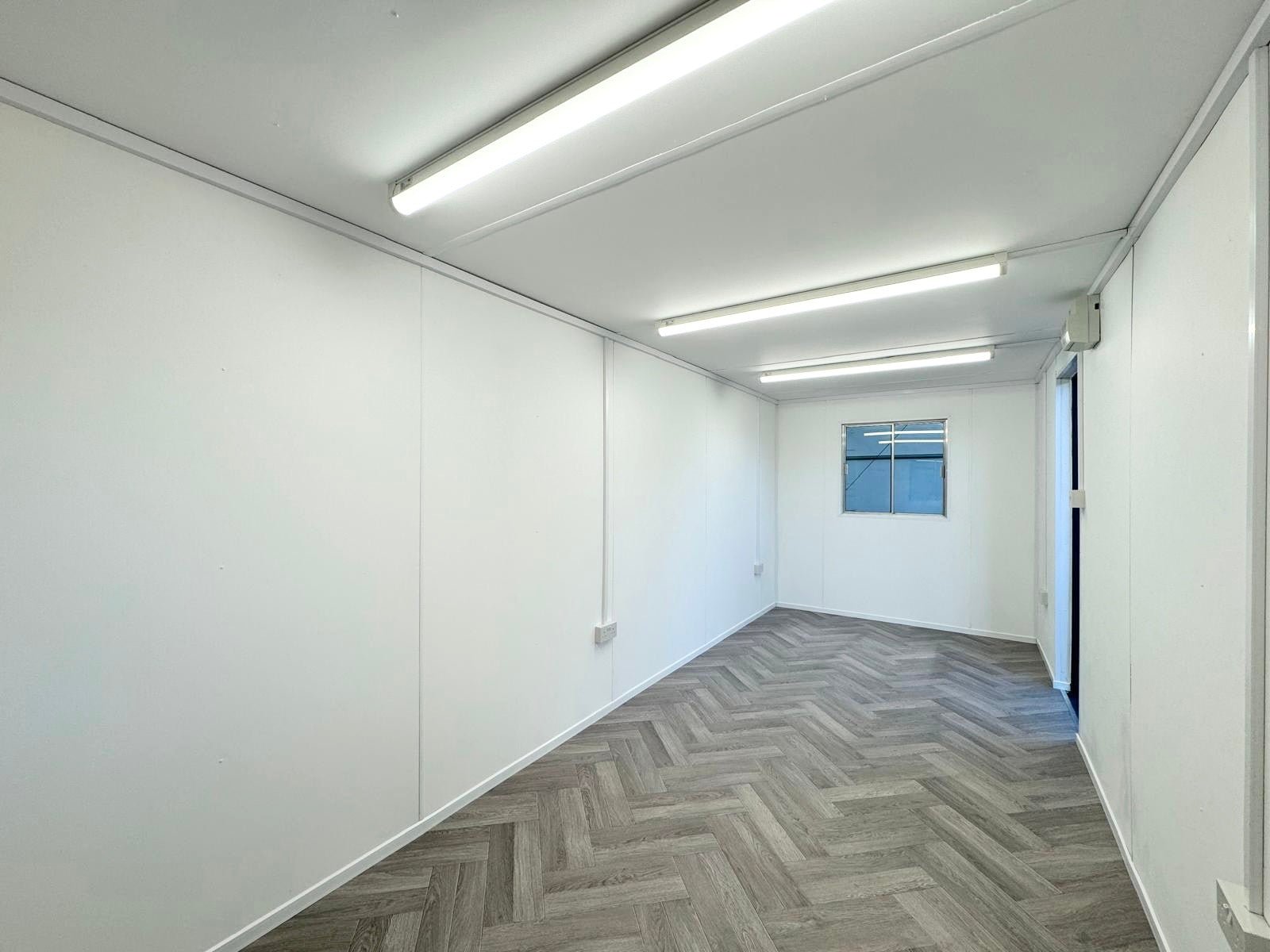 20x8ft - Office - Cabin / Container - Portable Building - Image 6