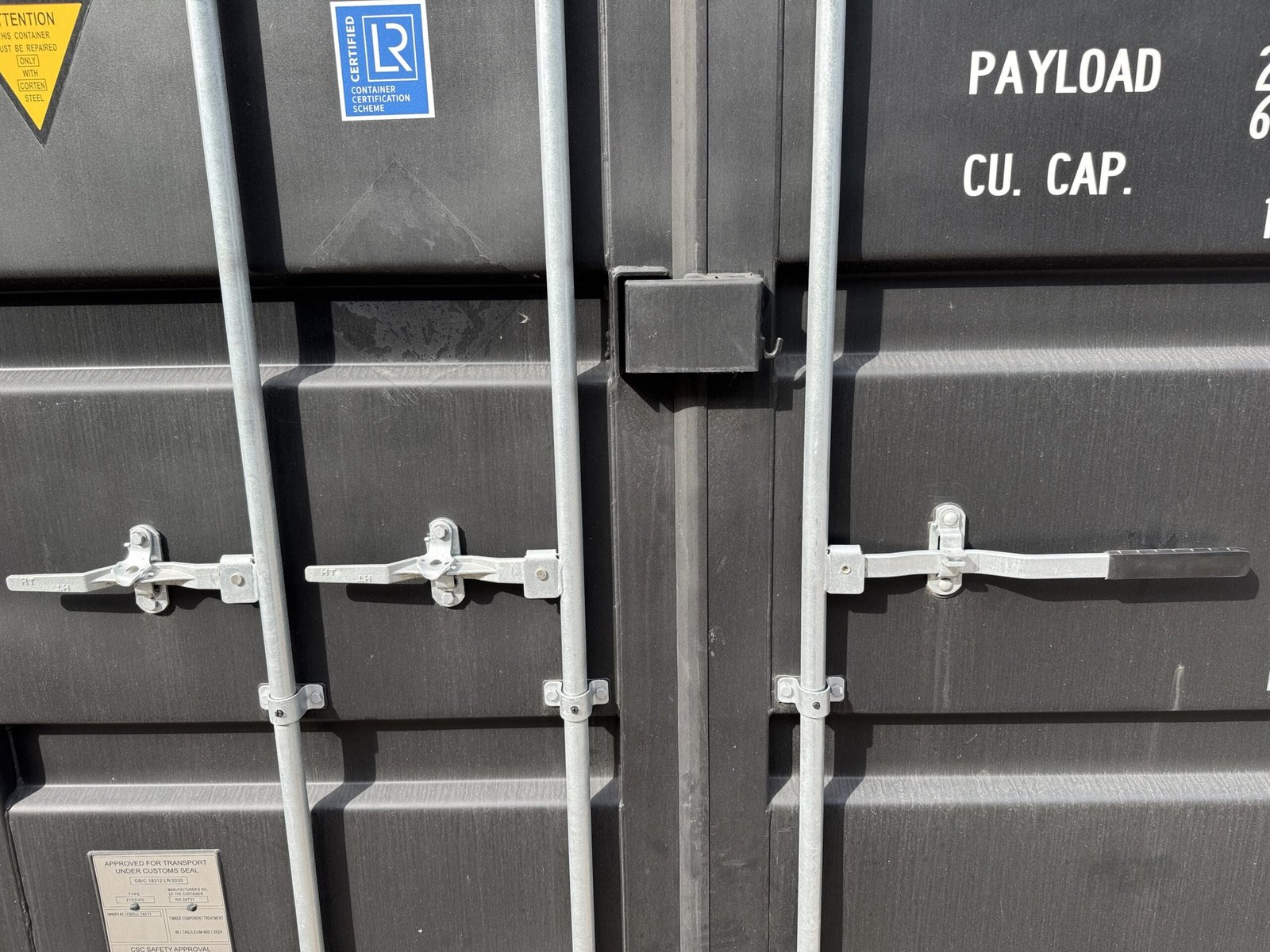 20ft New High Cube Shipping Container - Wind & Watertight - Black - Unit OBSU740114-7 - Image 4