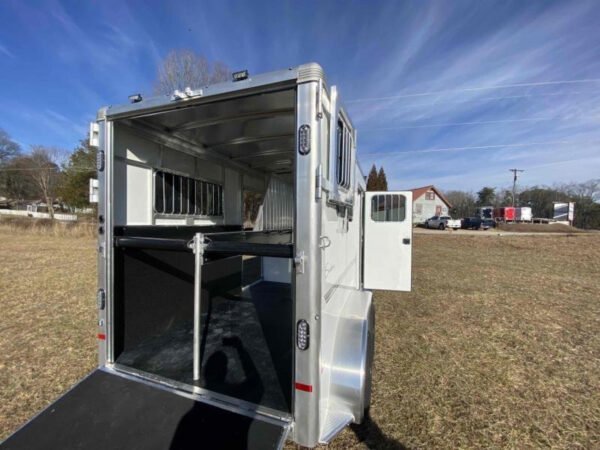 New2026 Sundowner CHARTER TR SE 2H BP Horse Trailer