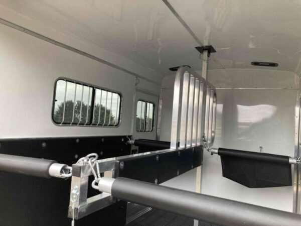 8647f97c-194c-48a3-b0e8-f1b479cb0577.jpg NewHomesteader 214FB 2 Horse Direct Load Warmblood Horse Trailer