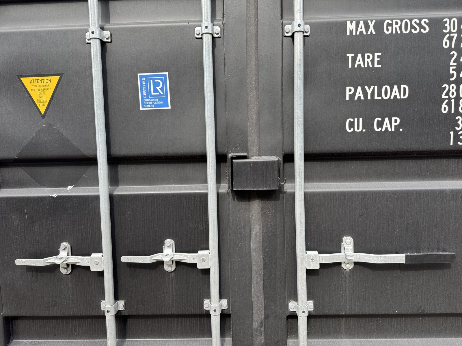 20ft New High Cube Shipping Container - Wind & Watertight - Black - Unit OBSU740110-5 - Image 4