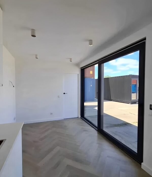 Custom 40ft Shipping Container House For Sale