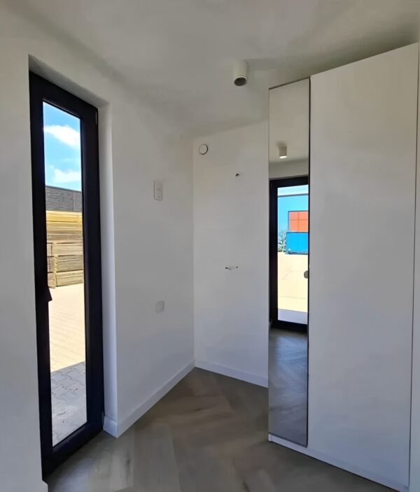 Custom 40ft Shipping Container House For Sale