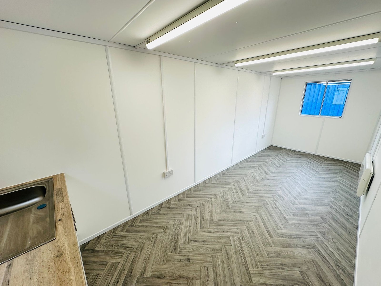 21x8ft - Anti Vandal Office/Canteen - Cabin / Container - Portable Building - Image 4