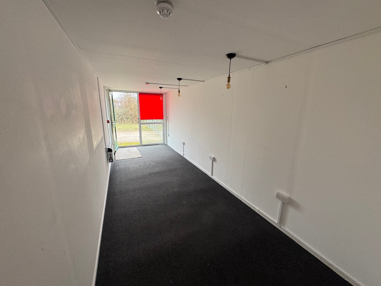 40 Ft Converted Shipping Container Home - 2 Rooms - Reduced - No D2 - Image 8