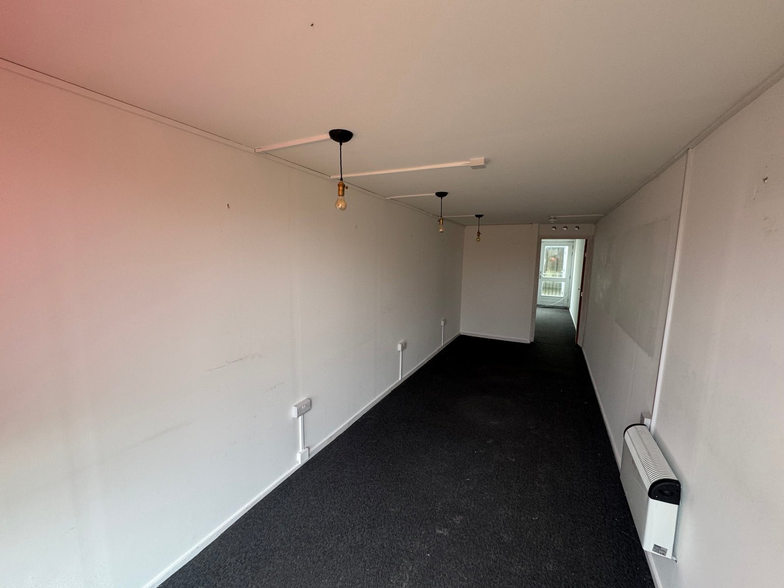 40 Ft Converted Shipping Container Home - 2 Rooms - Reduced - No D2 - Image 7