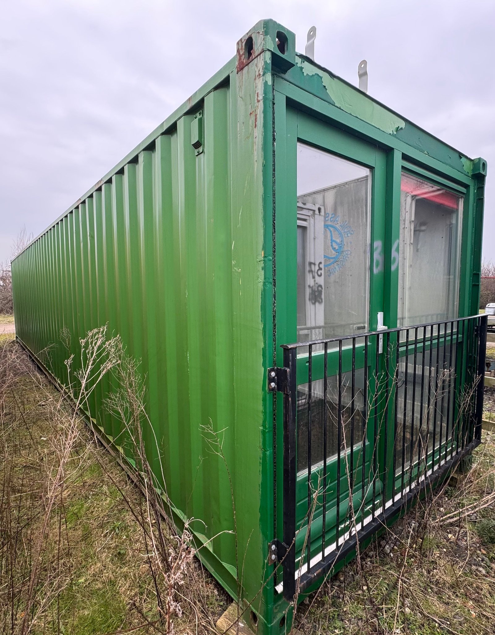 40 Ft Converted Shipping Container Home - 2 Rooms - Image 7