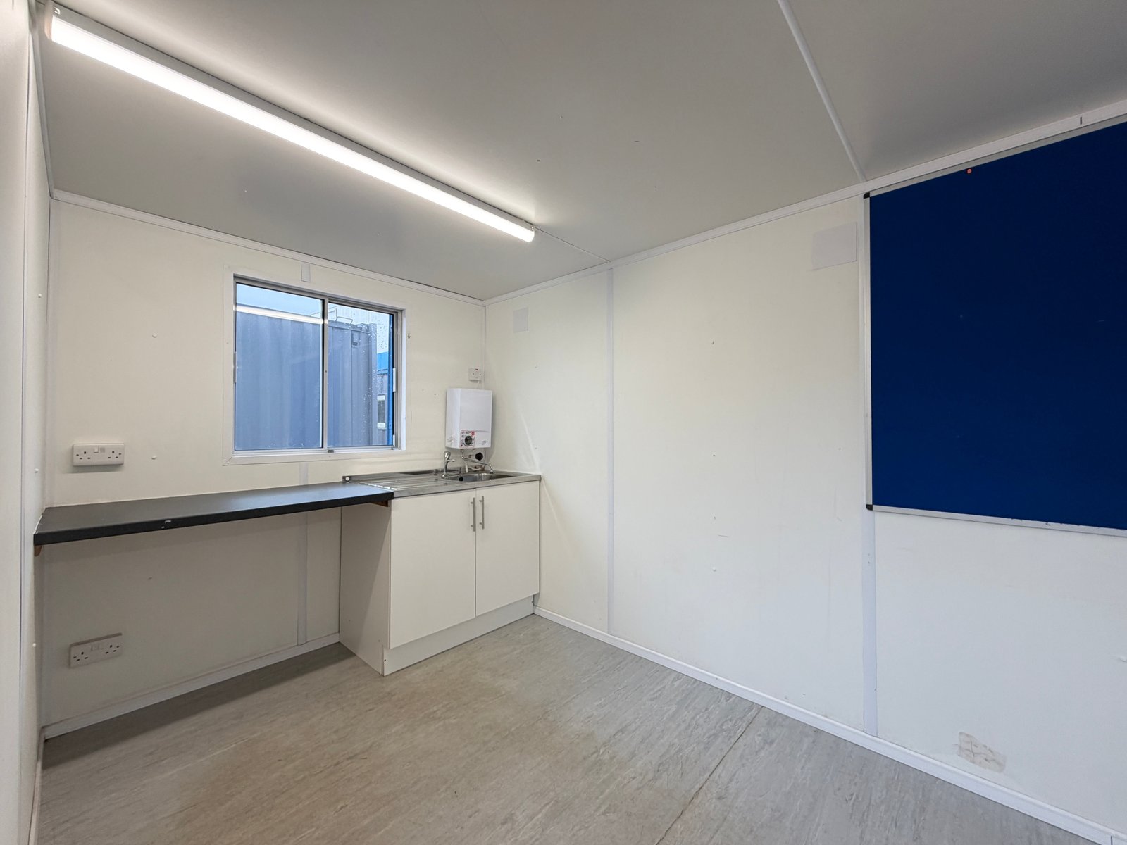 21x8ft - Canteen - Building Site Accommodation - Portable Anti-Vandal - Image 7