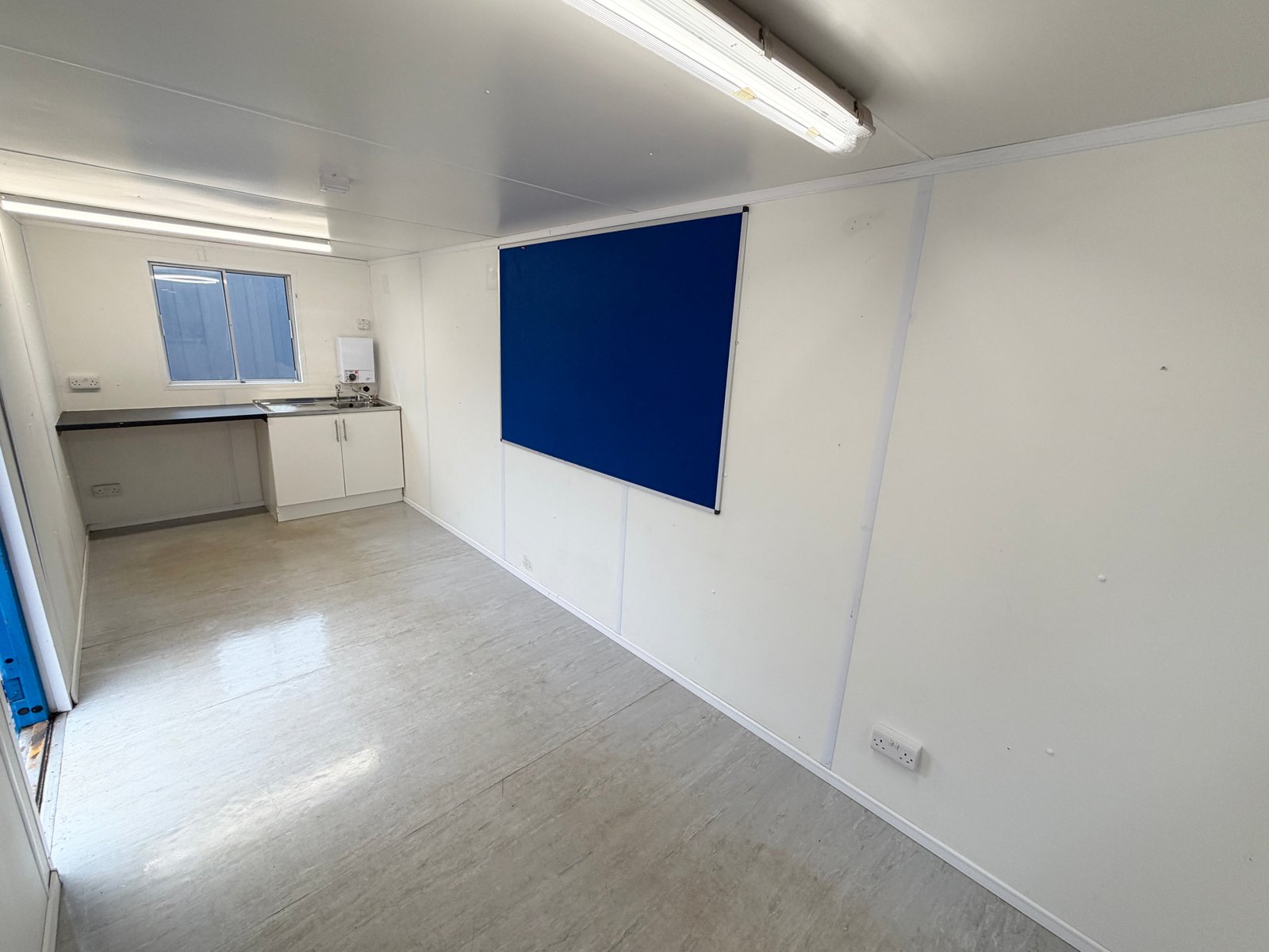 21x8ft - Canteen - Building Site Accommodation - Portable Anti-Vandal - Image 13