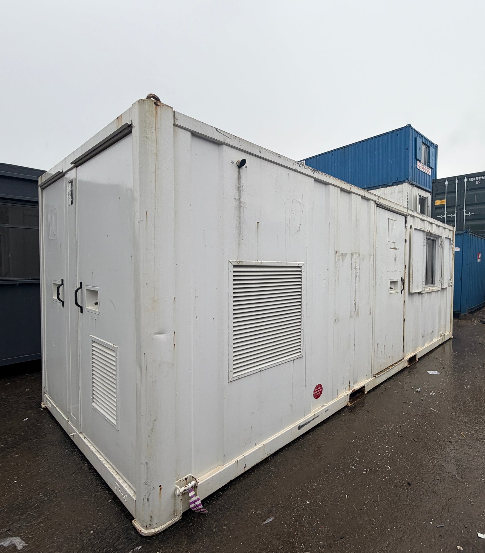 20x9ft - Static Welfare Unit - Toilet, Canteen, Drying Room & Generator 9KVA - Welfare - Anti-Vandal - Building Site Accommodation - Portable Anti-Vandal - Image 6