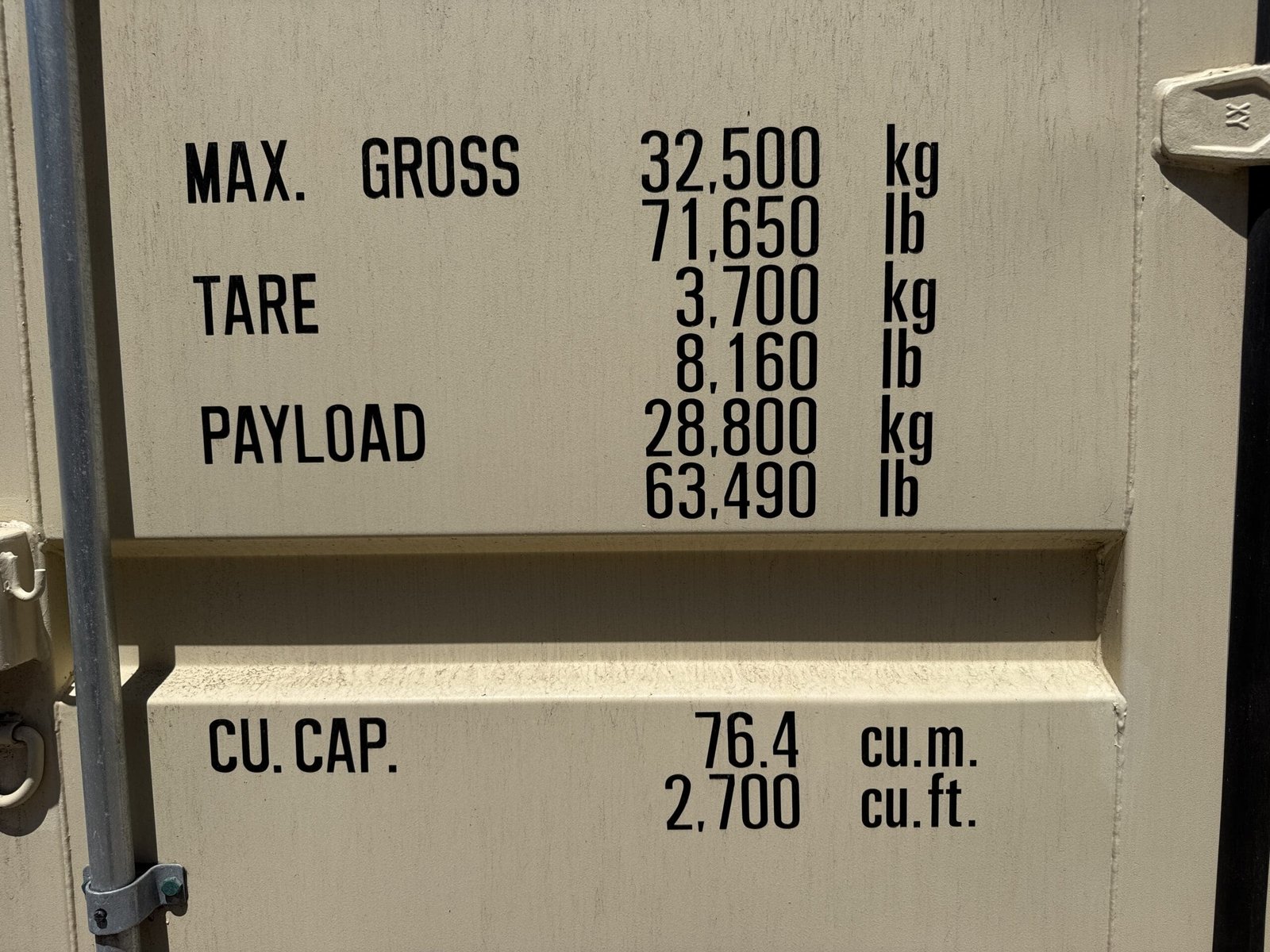 40ft New High Cube Shipping Container - Wind & Watertight - Beige - Unit BSLU481766-5 - Image 4