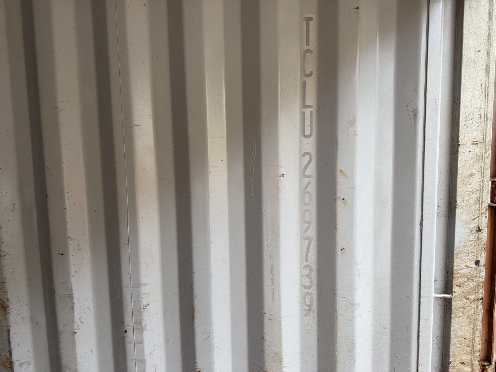20ft Used Shipping Container - Wind & Watertight - Red - Unit TCLU269739-8 - Image 11