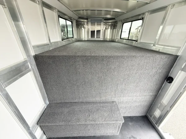 b0e02740c02e9c68.webp 2026 Cimarron Norstar 4HGN Horse Trailer
