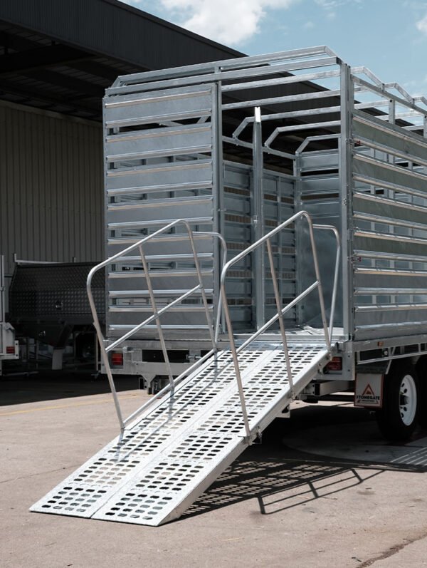 12×7 Hydraulic Flat Top Cattle / Livestock Trailer For Sale (3500KG ATM)