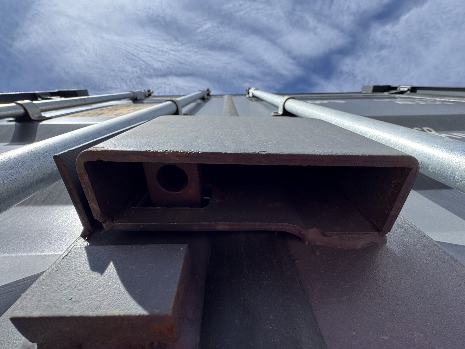 40ft New High Cube Shipping Container - Wind & Watertight - Dk Gray - Unit EPQU644763-0 - Image 5