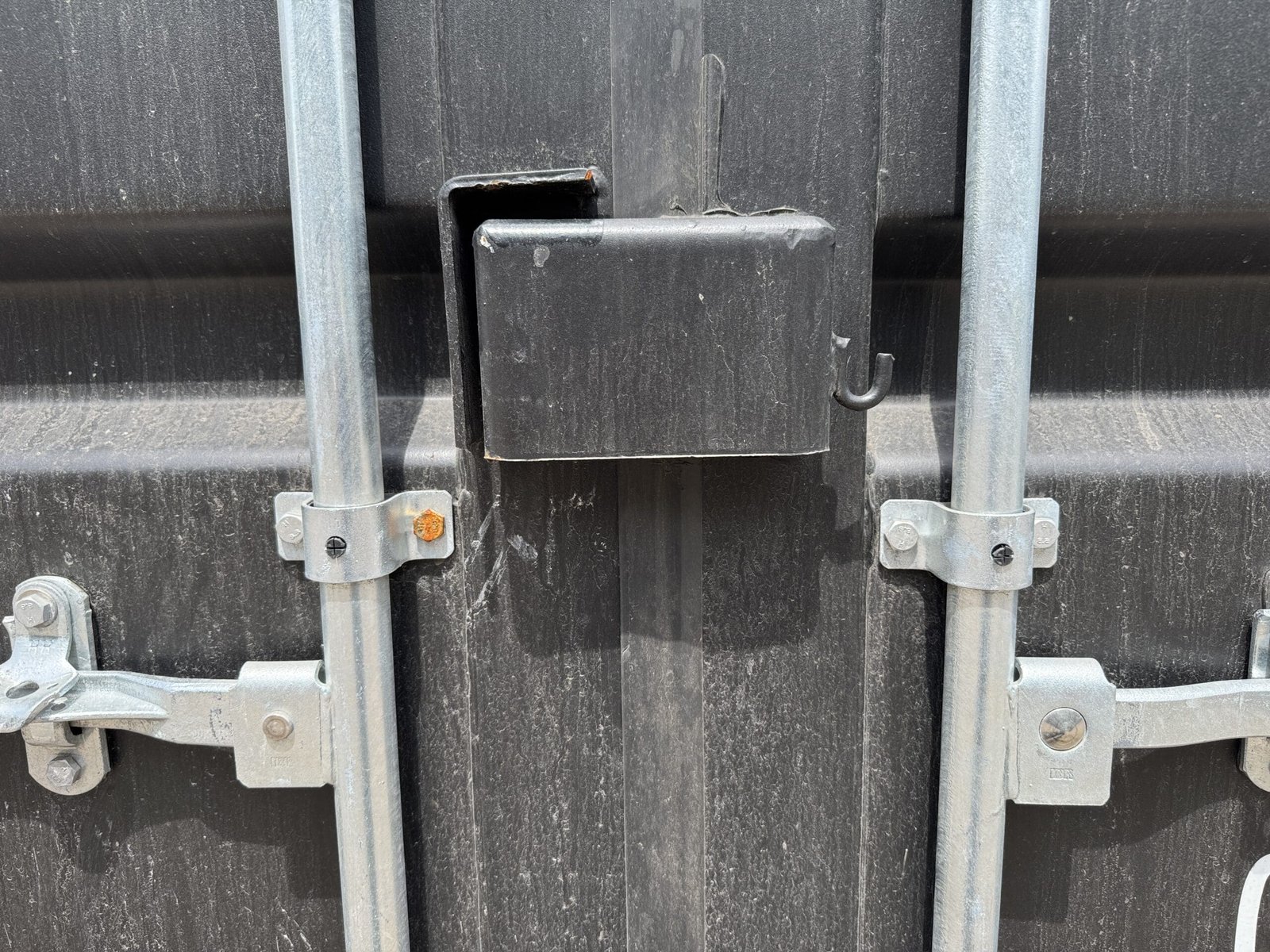20ft New Shipping Container - Wind & Watertight - Black - Unit OBSU200628-4 - Image 5