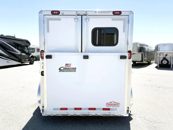 e06c89e0f6586d08.webp 2027 Cimarron Norstar 2HBP Horse Trailer