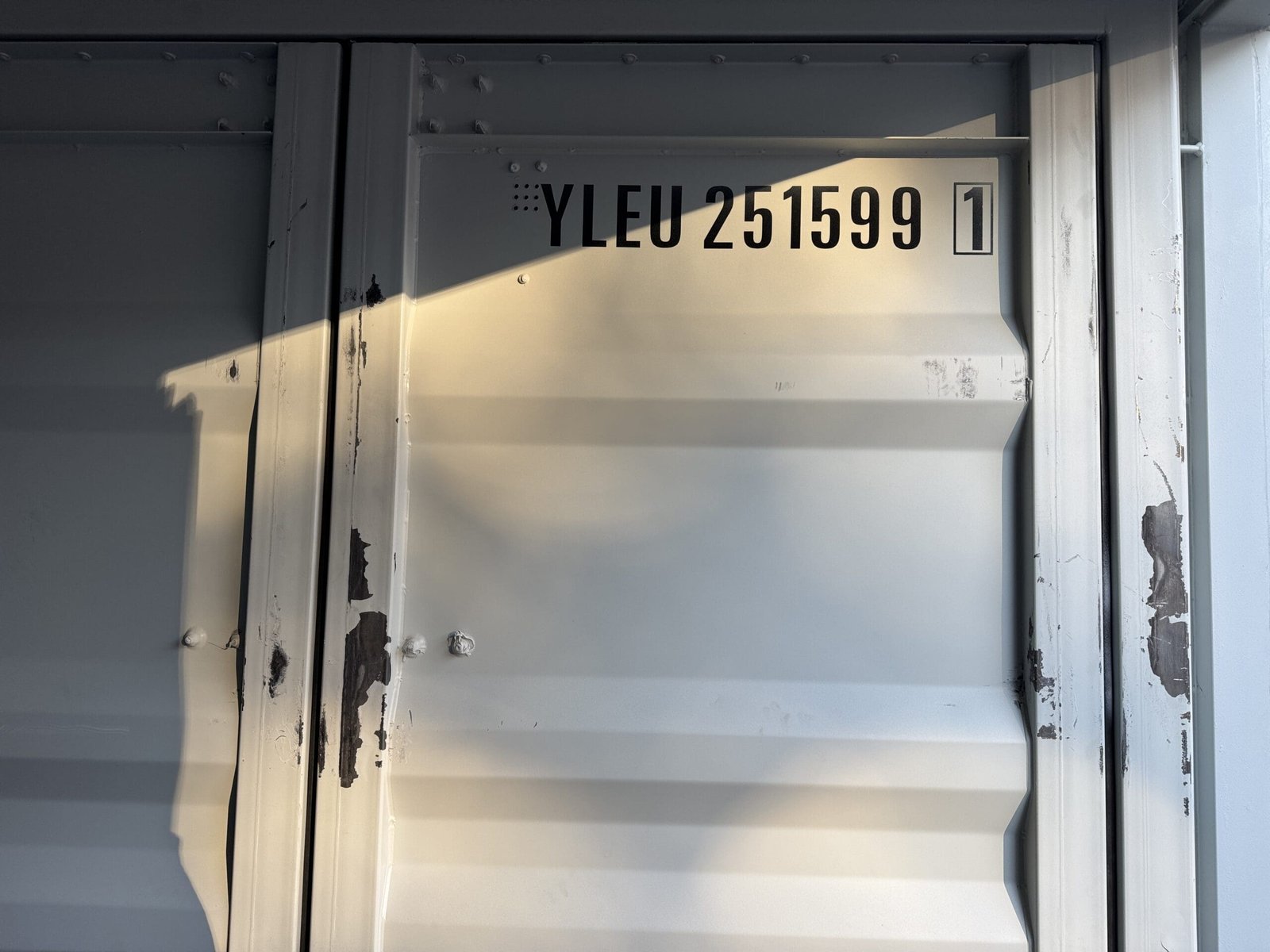 40ft New High Cube Shipping Container - Wind & Watertight - Gray - Unit YLEU251599-1 - Image 6