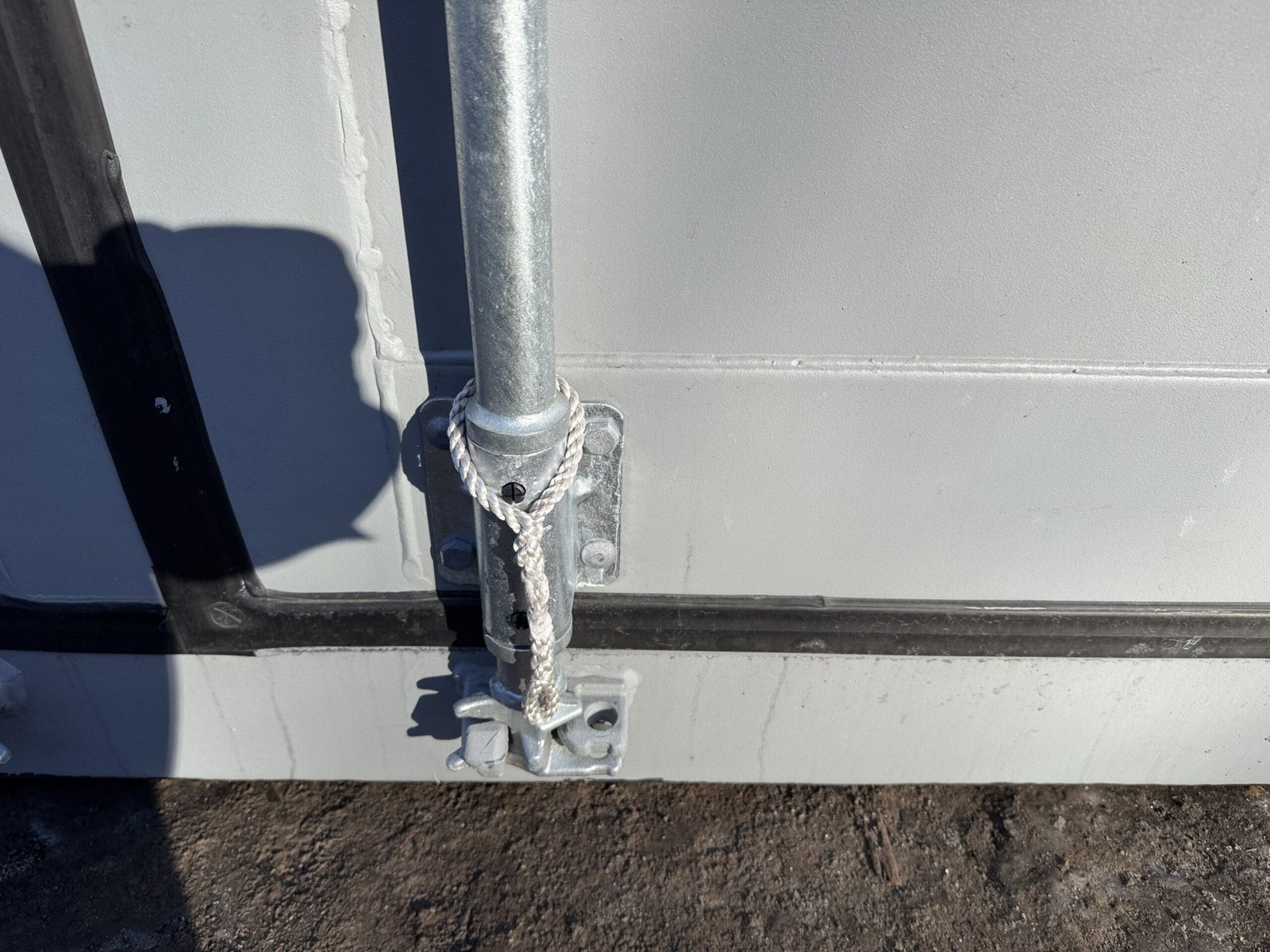 40ft New High Cube Shipping Container - Wind & Watertight - Gray - Unit DSZU480540-2 - Image 7