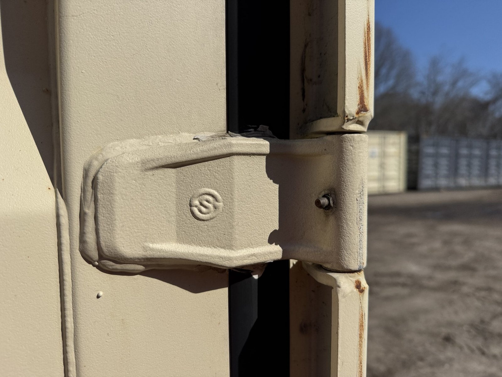20ft Used Shipping Container - Wind & Watertight - Beige - Unit UNSU200567-2 - Image 9