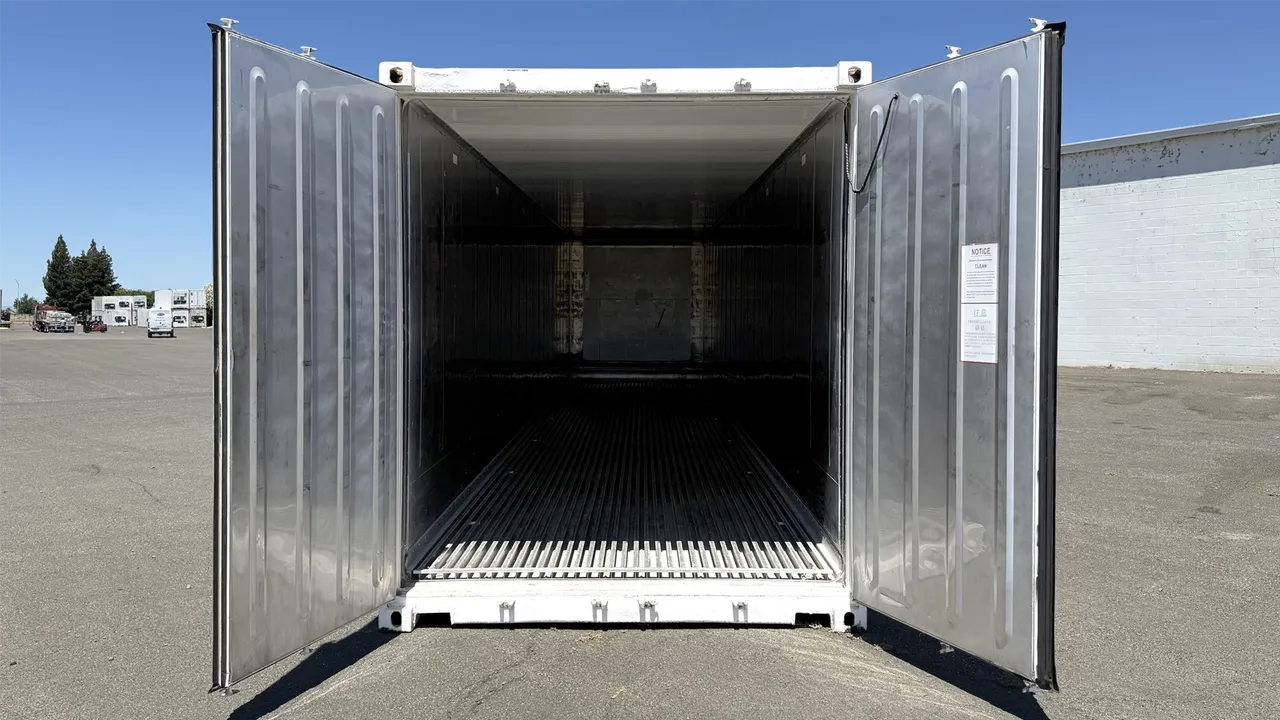 40ft Used Certified Refrigerated Shipping Container - Image 9