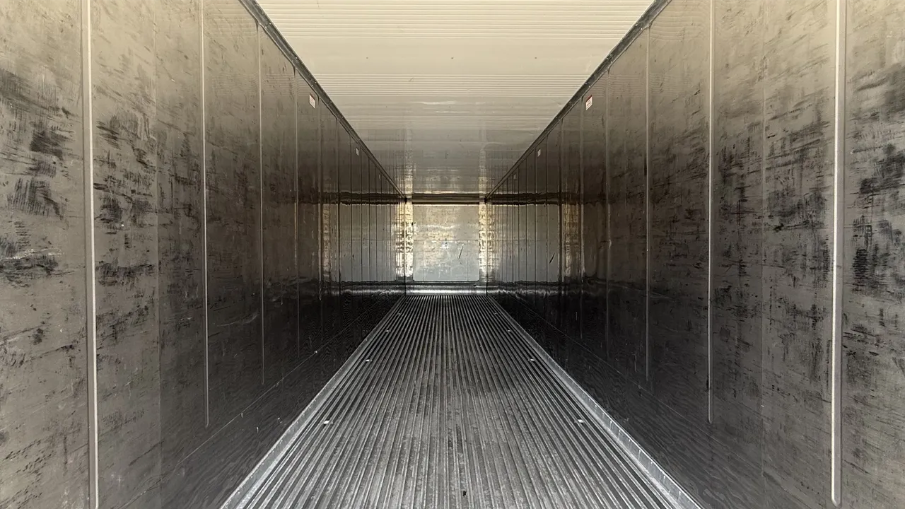 40ft Used Certified Refrigerated Shipping Container - Image 10