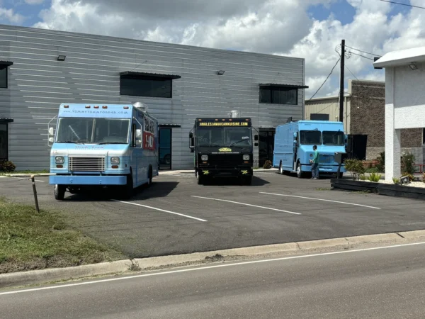 s-l1600-2026-06-24T205302.879-1.webp THIS IS A 22 FOOT KITCHEN FOOD TRUCK FOR 2026 custom build 956-890-5400