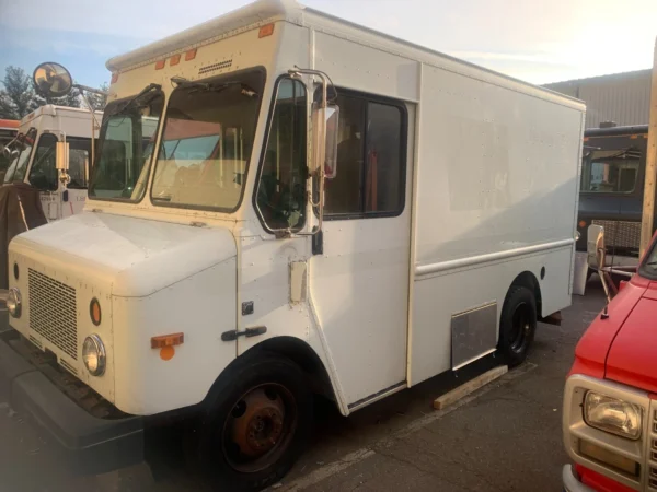 s-l1600-2026-06-25T141348.999-2.webp Fully New Equipped 2004 Step Van Food Truck - Launch Your Culinary Business