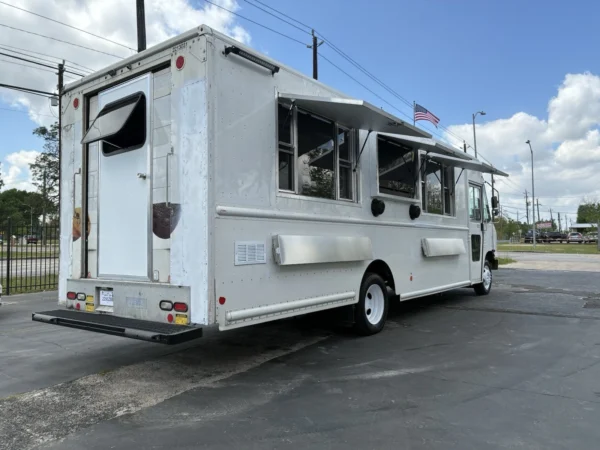 s-l1600-2026-06-25T144546.127-1.webp 2026 Food Truck Brand New Kitchen.(free Delivery)