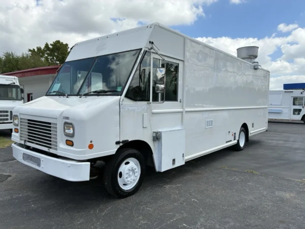 s-l1600-2026-06-25T144554.588-1.webp 2026 Food Truck Brand New Kitchen.(free Delivery)